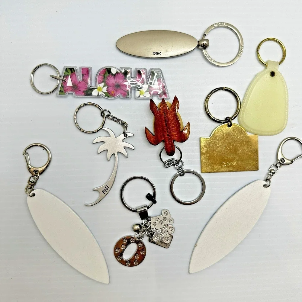 Hawaiian Islands lot 9 Keychain Purse Charm Surfboard Turtle Aloha Maui Marathon